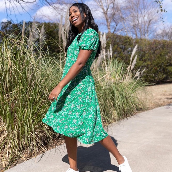 LOFT Dresses Euc Loft Floral Print Dress Green With Pink Flowers